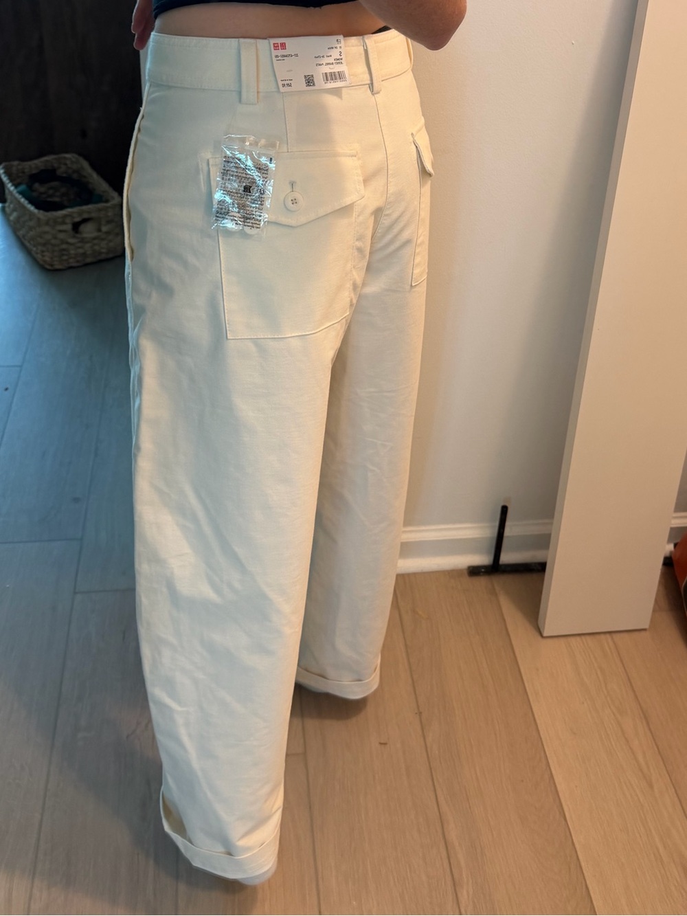 Brand New Uniqlo Cream Jersey Barrel Pants - Picture 6 of 7